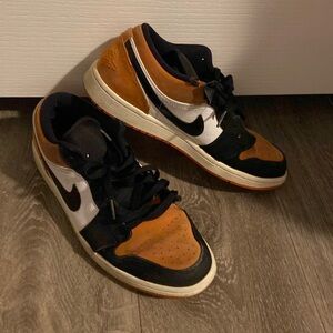 Size 10 men - Air Jordan 1 Low Shattered Backboard